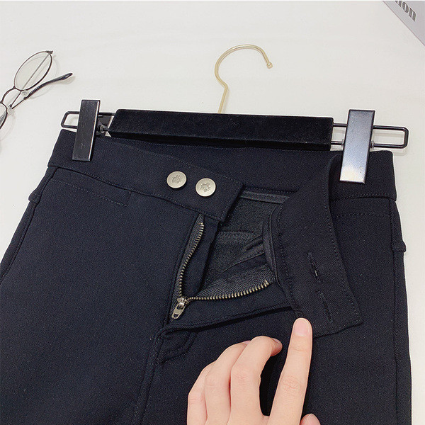 Pantaloni de dama cu talie inalta de culoare neagra