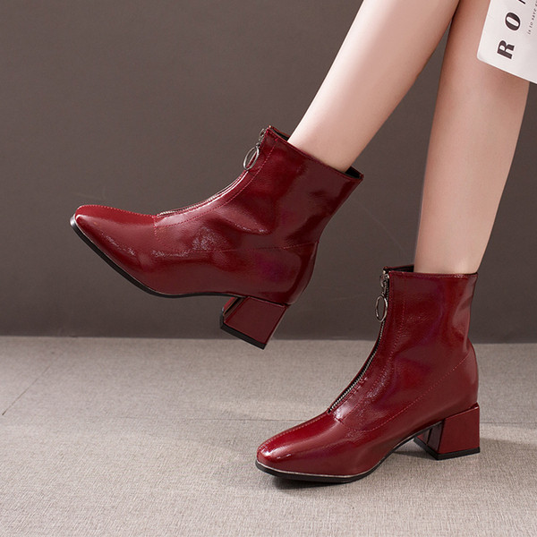 Stílusos női csizma eko bőrből, vastag sarkú fekete és piros színben