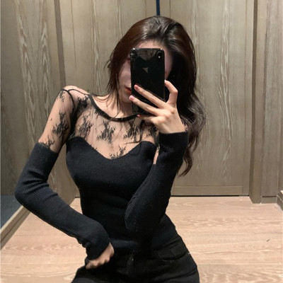 Γυναικεία μπλούζα με δαντέλα σε λευκό και μαύρο χρώμα