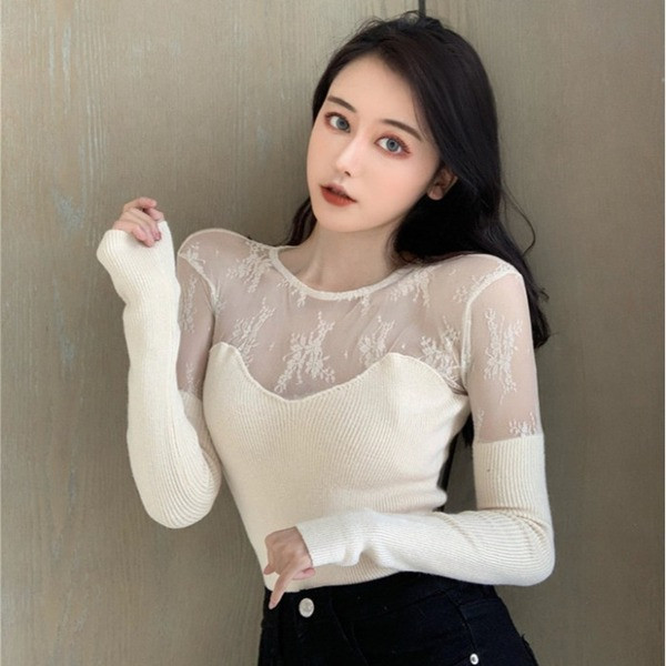 Γυναικεία μπλούζα με δαντέλα σε λευκό και μαύρο χρώμα