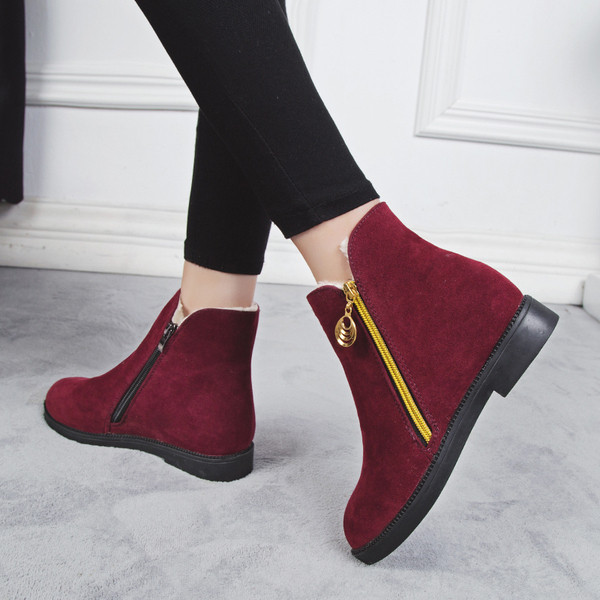 Cizme de iarna dama cu captuseala moale si fermoar colorat