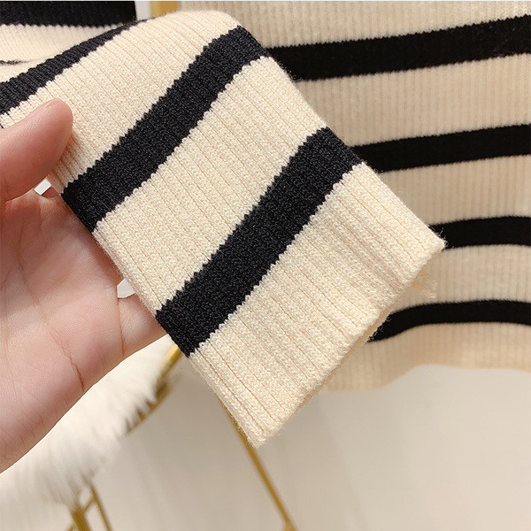 Pulover de dama modern cu decolteu O in patru culori