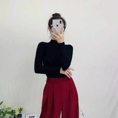 Bluză de damă mulată cu guler înalt în multe culori