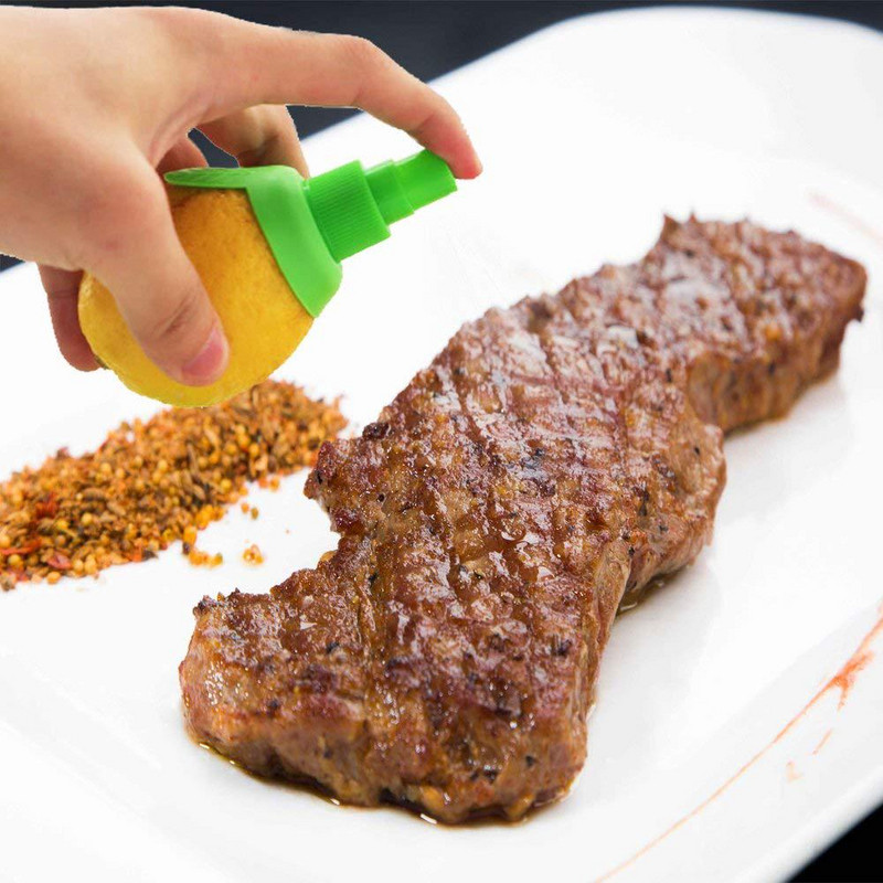 Pulverizator practic pentru citrice de culoare verde