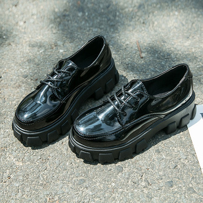 Pantofi casual de dama din piele cu talpa inalta