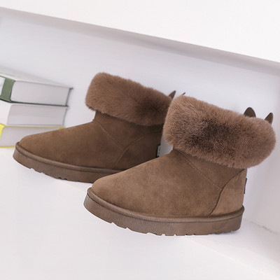 Γυναικείε casual χειμωνιάτικες μπότες με τρισδιάστατο στοιχείο σε διάφορα χρώματα