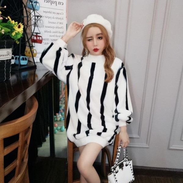 Hosszú csíkos pulóver két színben