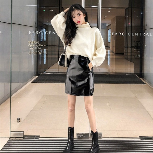 Pulover de damă din puf cu guler înalt în trei culori