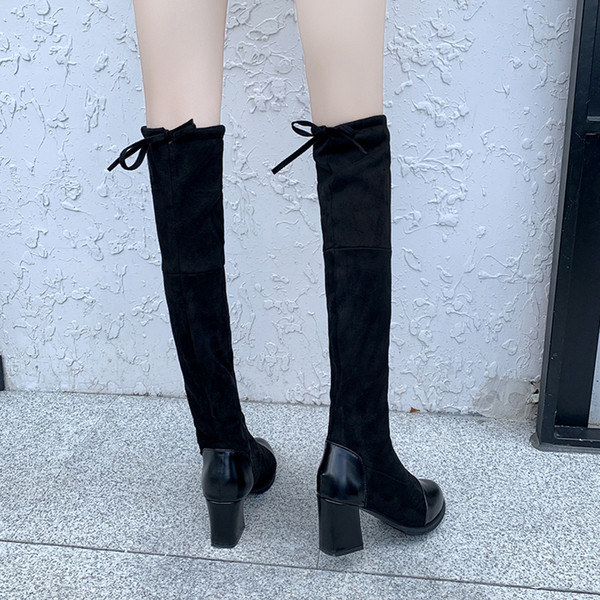 Cizme de dama stilate cu toc gros de culoare neagra din piele intoarsa ecologica