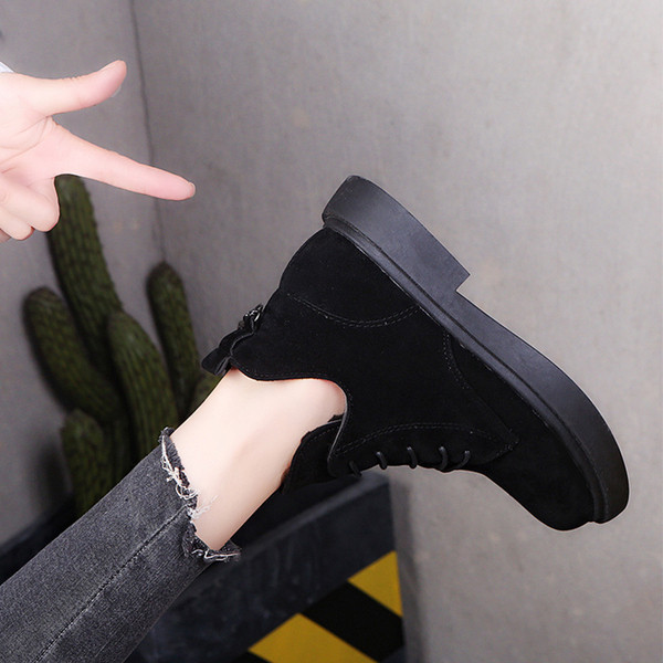 Cizme de dama din piele intoarsa cu talpa plata de culoare neagra