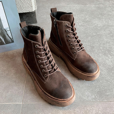 Cizme casual de dama din piele cu talpa aspra in doua culori