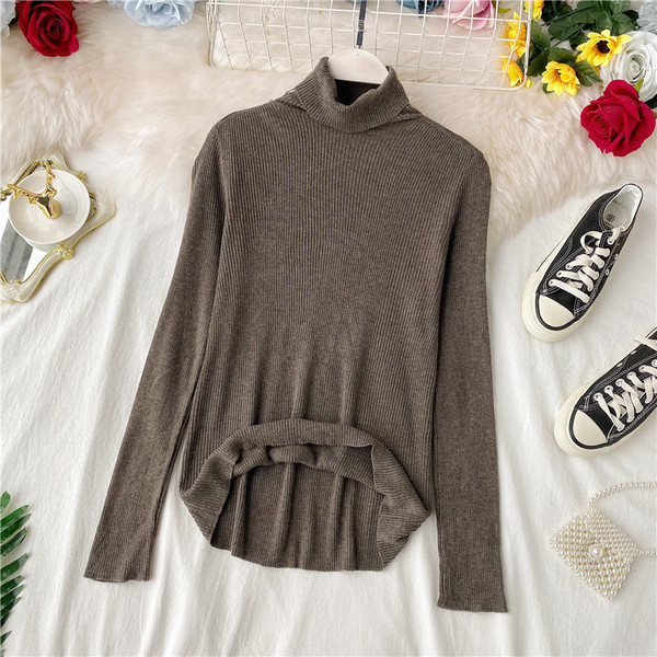 Μοντέρνα γυναικεία μπλούζα με κολάρο σε διάφορα χρώματα