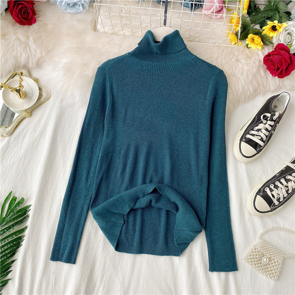 Μοντέρνα γυναικεία μπλούζα με κολάρο σε διάφορα χρώματα