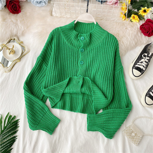 Модерна дамска жилетка с копчета и висока яка в четири цвята