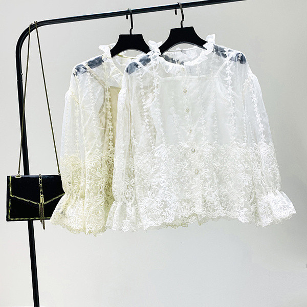 Camasa de dama din dantela model nou cu nasturi in alb si bej