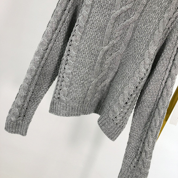 Pulover de dama in model uni gri