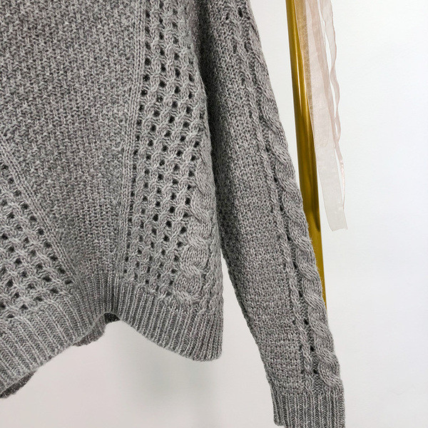 Pulover de dama in model uni gri