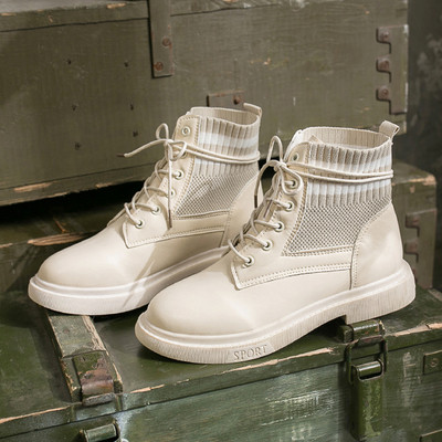 Modern női csizma eko bőrrel fekete és bézs színben