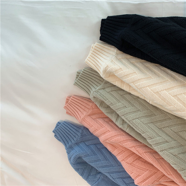 Pulover de damă cu guler polo și mâneci lungi