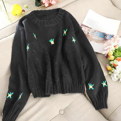 Pulover de dama cu broderie si decolteu rotund in mai multe culori