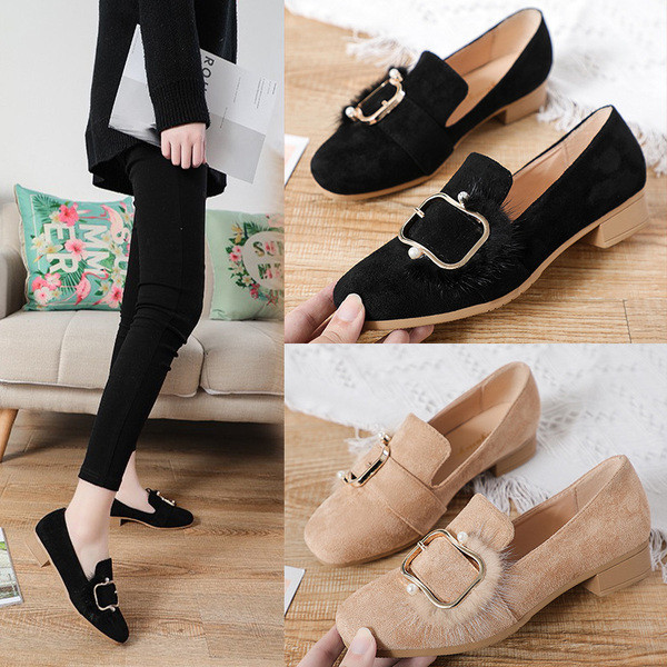 Μοντέρνα γυναικεία παπούτσια με χοντρό τακούνι  σε μαύρο και μπεζ χρώμα