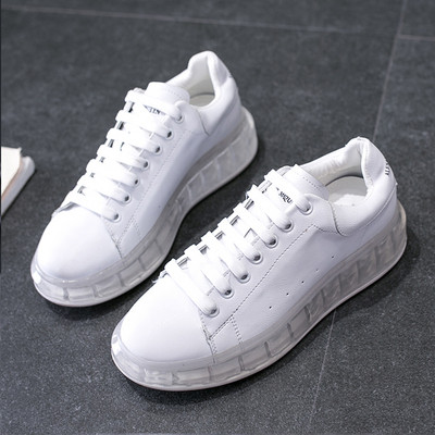 Model nou de adidasi dama cu talpa inalta