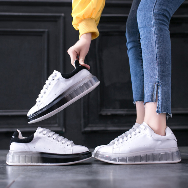 Model nou de adidasi dama cu talpa inalta