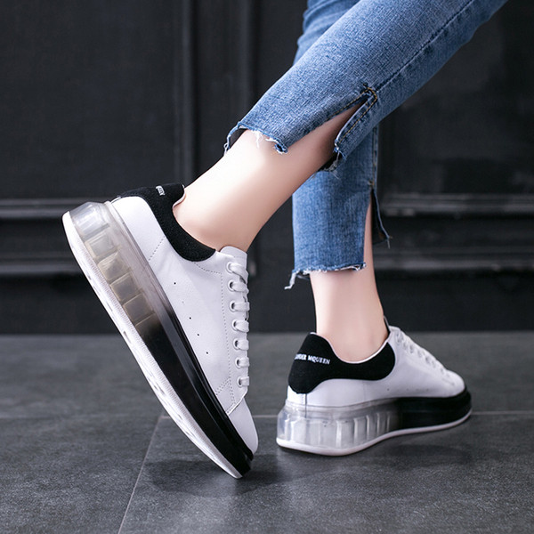 Model nou de adidasi dama cu talpa inalta