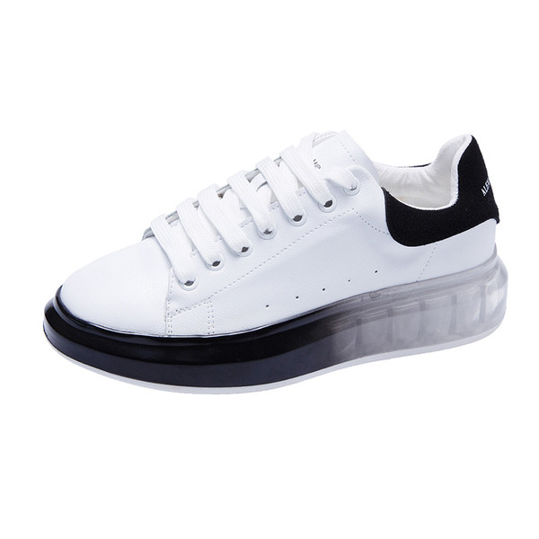 Model nou de adidasi dama cu talpa inalta