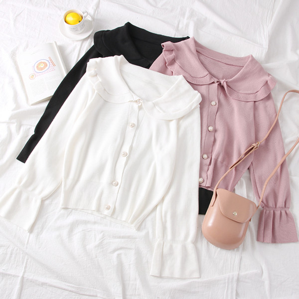 Vesta de dama actuala cu nasturi si maneci lotus