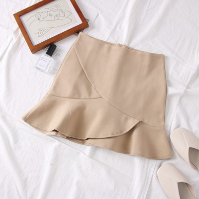 Fusta de dama actuala - model croiat in mai multe culori