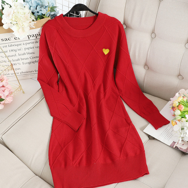 Alkalmi női ruha ovális nyakkivágással, négy színben