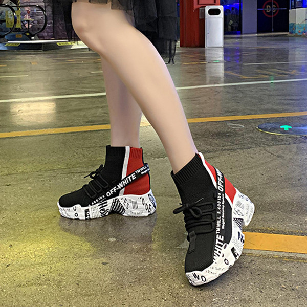 Alkalmi női tornacipő magas talppal több színben