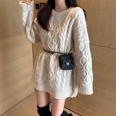 Μακρύ και φαρδύ πουλόβερ σε μπεζ, καφέ και ροζ χρώμα