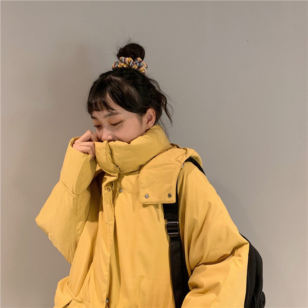 Geaca de iarna de dama alb si negru cu fermoar si buzunare