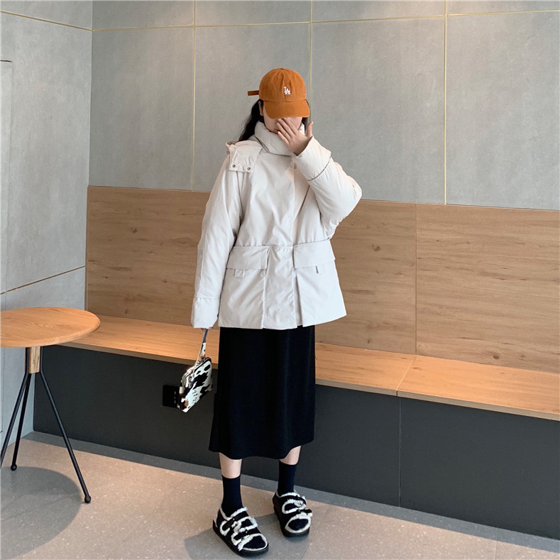 Geaca de iarna de dama alb si negru cu fermoar si buzunare