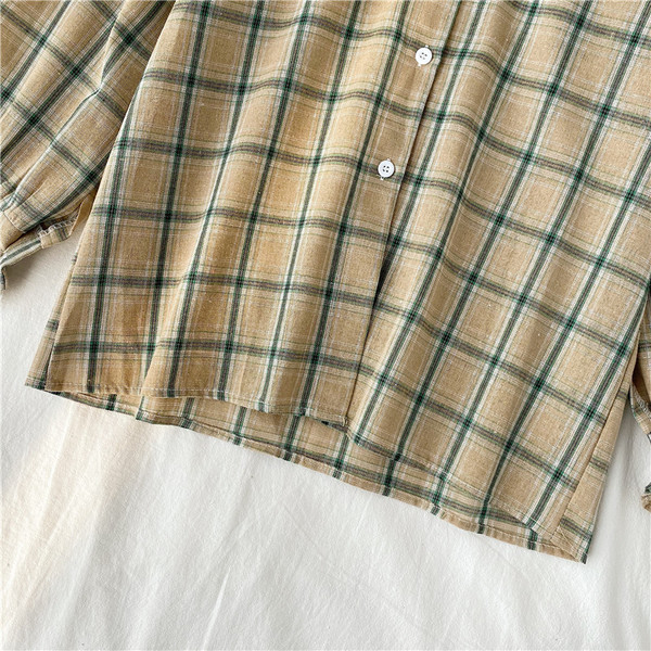 Modern női kockás ing csipkegallérral és gombokkal, két színben