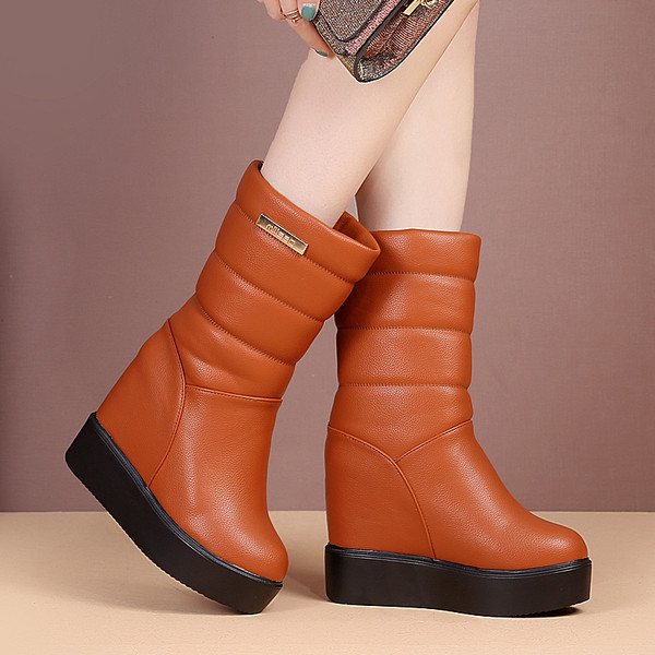 Cizme de dama moderne model uni cu captuseala moale in rosu, negru si maro