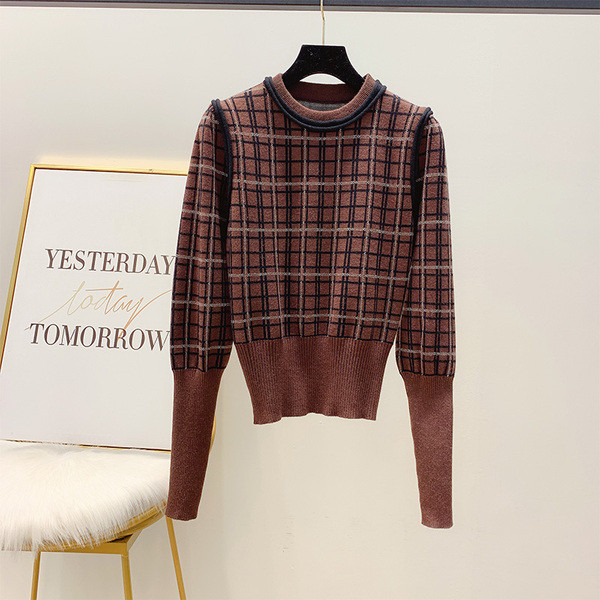 Pulover de dama in carouri cu decolteu rotund in trei culori