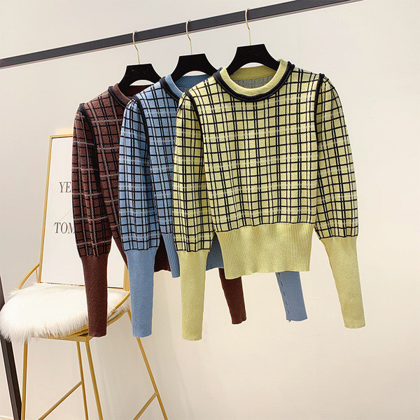 Pulover de dama in carouri cu decolteu rotund in trei culori