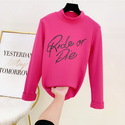 Bluză de damă cu guler polo și inscripție în trei culori