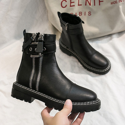 Μοντέρνες γυναικέιες έκο δερμάτινες μπότες με ίσια σόλα σε μαύρο χρώμα