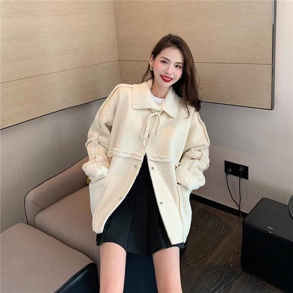 Geaca de dama primavara-toamna in bej si maro cu nasturi