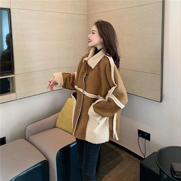 Geaca de dama primavara-toamna in bej si maro cu nasturi