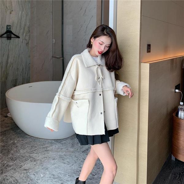 Geaca de dama primavara-toamna in bej si maro cu nasturi