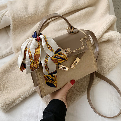 Geanta de dama moderna cu doua manere in trei culori