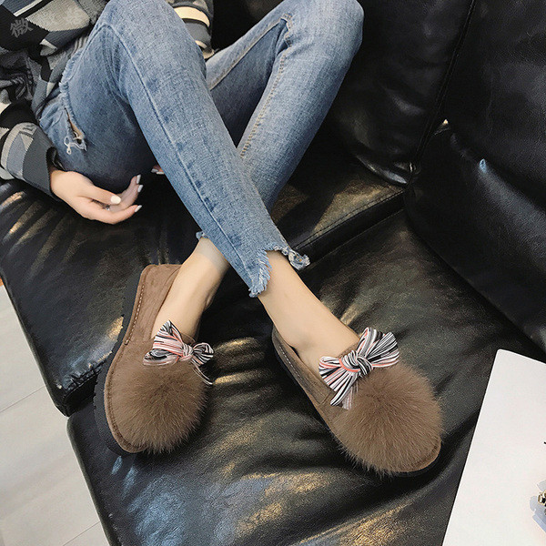 Mocasini moderni de dama din piele intoarsa ecologica cu puf in negru si maro