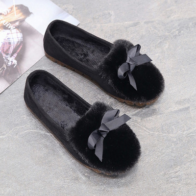 Öko velúrból készült modern női mokaszinok barna és fekete pehelyszínnel