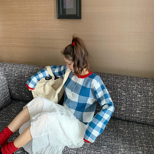 Rövid kockás mellény gombokkal - sima modell