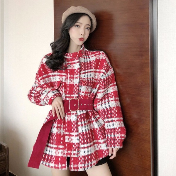 Стилно дамско карирано палто с колан в червен,черен и жълт цвят